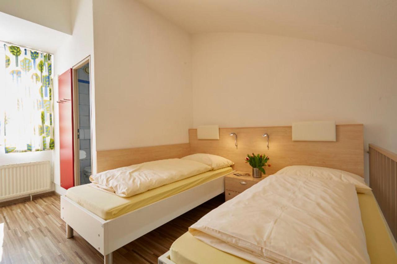 Gaestehaus Des Goethe-Institut Freiburg Buitenkant foto